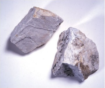 Illustration for article titled These are the Minerals That Give Fireworks Their Colors